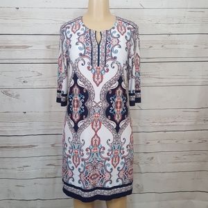 Sandra Darren    Beautiful White Print Lined Dress